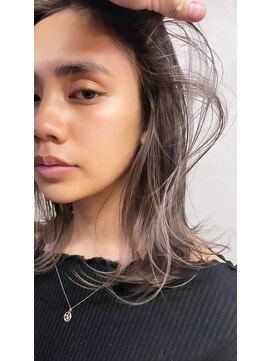 ソルトウォーター(SALT WATER) 外国人風　インナーカラー　ベージュ