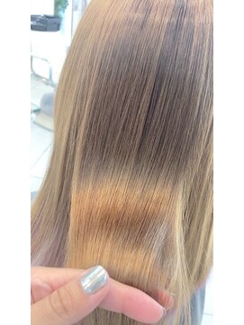 エクセル 横須賀モアーズ店(EXCEL) うるツヤハイトーンベージュカラー