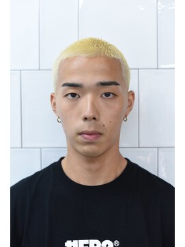 メリケンバーバーショップ コウベ(MERICAN BARBERSHOP KOBE) ハイトーンBuzz/ブリーチショート