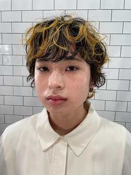 レガーレ(Legare) デザインカラーのウルフカット