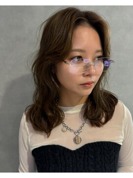 ルアナ 梅田店(Luana) 【 MIRAI 】  透明感カラー× 長めバング