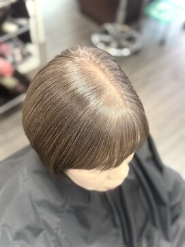 ヘア ウィッシュ 須磨区名谷店(HAIR WISH) 脱白髪染めクリアグレーカラー