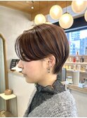 ★耳にかけれるハンサムショート!大人美人グレージュカラー!