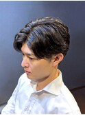 ビジネスツーブロックショート センターパート くせ毛カット