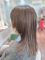 カラーズアンドロッソ(Colors&Rosso)&nbsp;顔まわりレイヤーセミロング