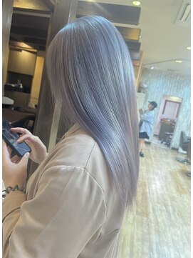 モアムー(Moremuu) 【りえ】シルバーカラー