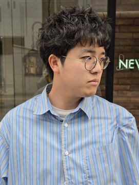 ニュートン(NEWTON) 【Newton×白鳥】ラフスパイキーパーマ