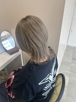 アヴァンス 箕面(AVANCE.) グレージュ×ウルフ