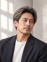 ORO MEN'S 緑地公園【オーロ/メンズ/眉毛/アイブロウ/メンズカット/メンズパーマ】&nbsp;【白髪ぼかしハイライト】大人の色気かき上げショート