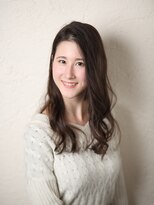 ヘアー アウグスティーナ(Hair Augustiner)&nbsp;暗髪でも透け感を感じるパールアッシュカラーの清楚系スタイル