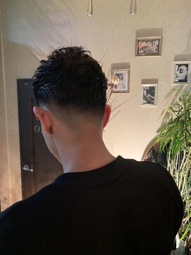 アスイン(asuin) 2ブロックフェードカット