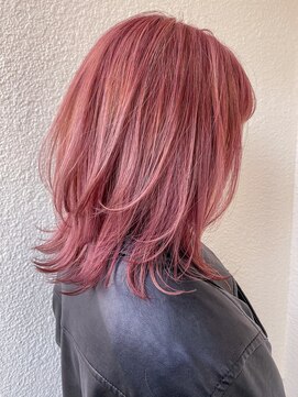 ルアナ(Luana) 【ミディアム】高発色ピンクアッシュ
