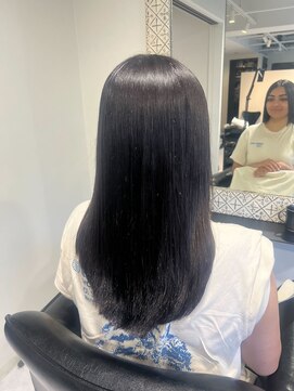 ボンズサロン オモテサンドウ(BONDZSALON OMOTESANDO) 髪質改善&縮毛矯正×酸性ストレート【東京表参道美髪専門店】