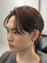 バース 梅田中崎町店(BIRTH)&nbsp;ニュアンスパーマセンターパートフェザーパーマ韓国メンズパーマ