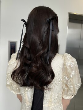 ソピ バイ インビテーション(sopi by invitation) ハーフツイン/リボンアレンジ/お呼ばれヘア/