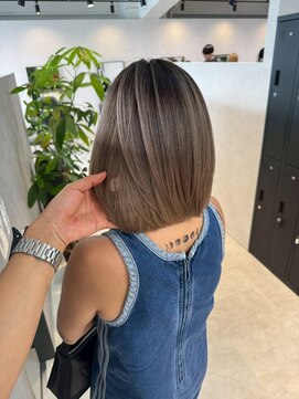 メリー オオサカ(Merly Osaka) bob balayage