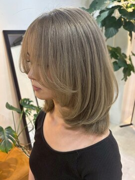 メリー オオサカ(Merly Osaka) curtain bang