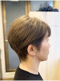 好印象!ショートボブ白髪ぼかし