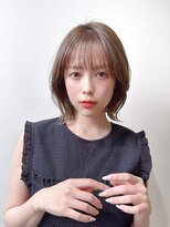 リブランド 銀座(REBRAND) ひし形ショートボブ小顔前髪グレージュカラー