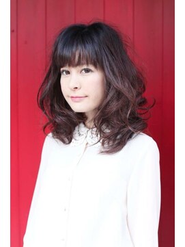 アンドイヴォルヴ(&Evolve) ロブ。重さと軽さ両方あるミディアムスタイル