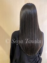 エル(elle)&nbsp;モテ髪カタログシルバーカラー髪質改善インナーカラー錦糸町北口