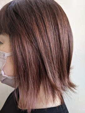 エッセンス(essence) デザインカラー　ボブ　　ピンクレッド