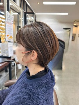 ヘアーメイク ラ パージュ 善通寺店 ショートボブ