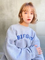 メーヴェ(Mowen) mowen×外ハネミディアム×ラフウェーブ×モカベージュ