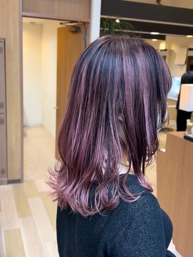 シアン(cyan) ピンクバレイヤージュ