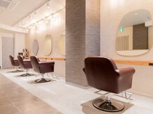 シロヘアー(shiro hair)