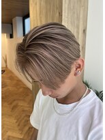 ディーン 栄店(DEAN)&nbsp;DEAN／ミルクティーベージュ／シャドールーツ／センターパート