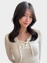 大人美人斜めバングくびれデジタルパーマ毛先丸みパーマ