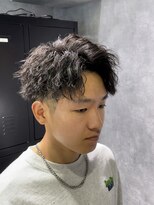 レイズ ルーツ 名古屋 名駅店(RAYS ROOTS) ツイストスパイラルパーマフェードアップバングショート