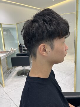 六本木美容室 白金店 ニュアンスパーマメンズショート/ビジネス