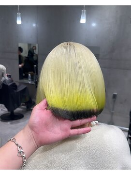 モニカ(MONIQA) ブロンド×イエロー×ブラック