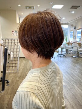 ヘアーアンドメイク マディ Hair&Make MADI ４０代５０代大人ショート