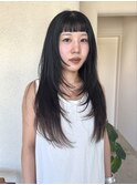 ハッシュカット　オン眉　ロングレイヤー