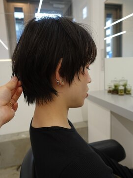 テンション(tension) ショートレイヤーカット大通駅バスセンター駅豊水すすきの駅