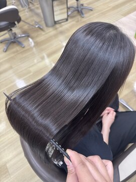 ウラン 苫小牧店(Urun) 髪質改善ストレート