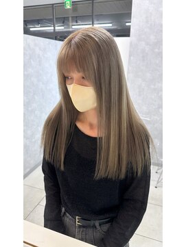 グランデ リー(GRANDE ly) ミルクティーベージュカラー