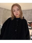 ミディアムウルフミルクティーベージュブリーチカラー20代30代