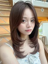 バイオレット 表参道店(Violet)&nbsp;ミディアムレイヤーシャギーカット顔周りカットダークブラウン