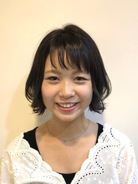 ヘアショップアルファ 透明感カラー＆外ハネボブ