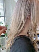 テトヘアー(teto hair)&nbsp;bob(インナーカラー、オーシャンブルー、デザインカラー)