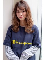 ロングレイヤー　外ハネスタイル