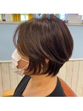 大人気のシースルーバングで小顔に