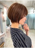 20代30代大人ガーリーショートヘアチョコレートモードショート