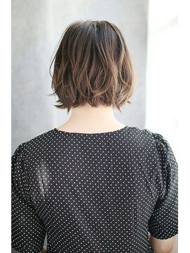 ダブルスタンダードプラスエヌ(W-STANDARD+n) 20代30代40代　コクのある大人モードボブ【松山】