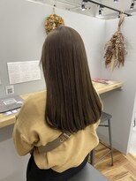 リジー(Litzy) オリーブグレージュカラー【三國麗奈】