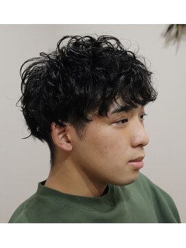 ウィスカーヘアー(whisker hair) 大人スパイラル